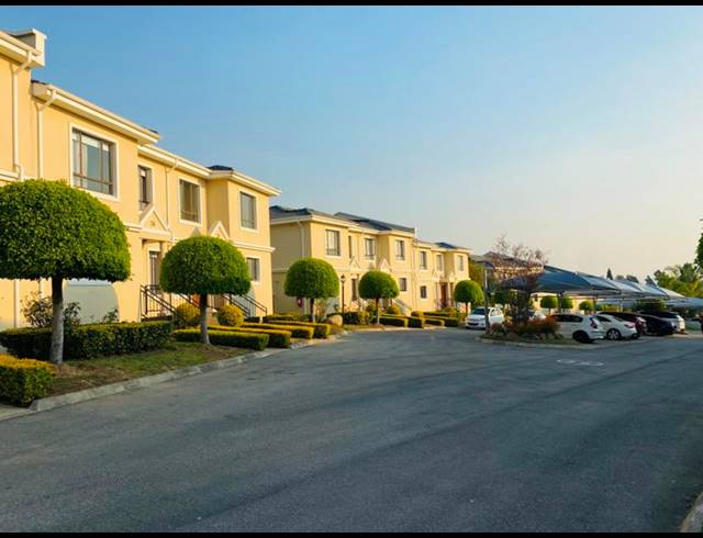 3 BEDROOM TOWNHOUSE FOR SALE IN CARLSWALD